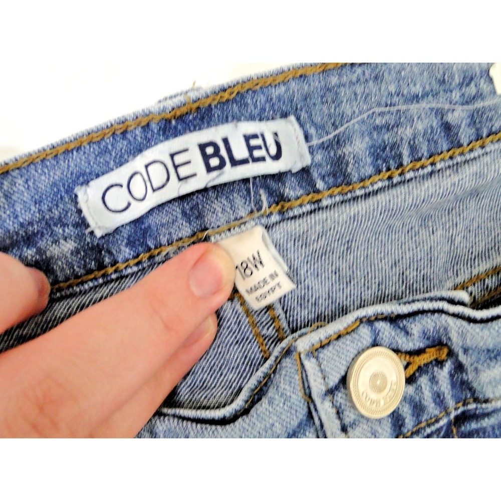 Code Bleu Boyfriend Jean Womens 18W Blue Medium Wash Distressed Denim - Picture 2 of 7